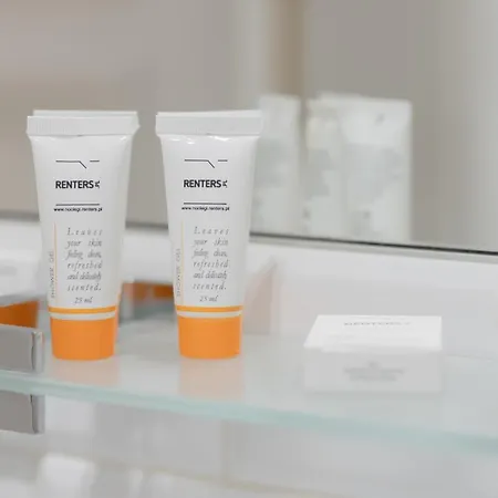 Western Side Of Vistula River Radna By Renters * Varsovia